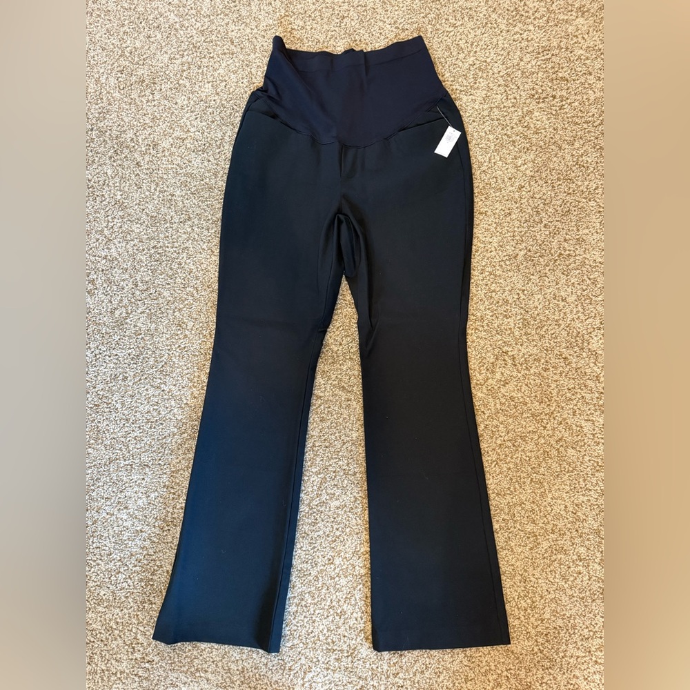 Old Navy Maternity Pixie Flare Pants - Black